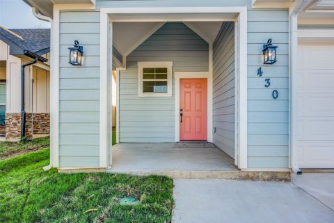 430 W Munson Street, Denison, TX 75020 — photo 3