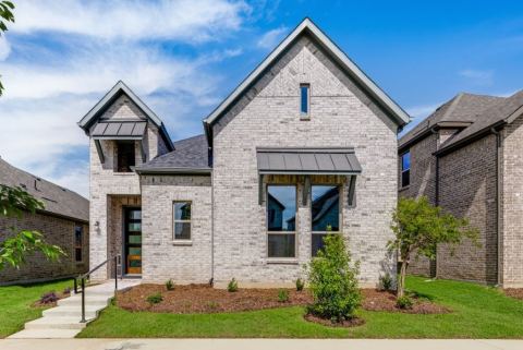 917 Thunderstorm Mews, Celina
