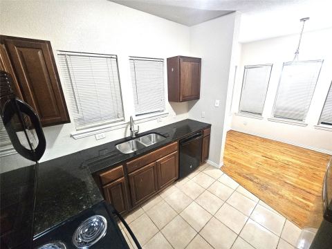 1921 W 10th Street, Dallas, TX 75208 — photo 3
