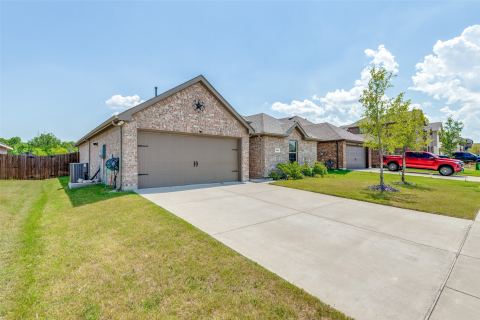 523 Summit Pass Lane, Princeton, TX 75407 — photo 2