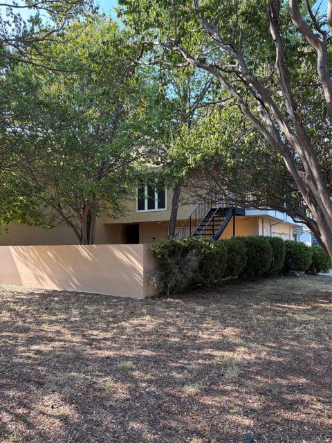 2126 Fleur De Lis Court, Arlington, TX 76012 — photo 2
