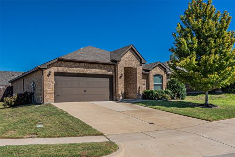 1032 Deer Valley Drive, Weatherford, TX 76087 — photo 2
