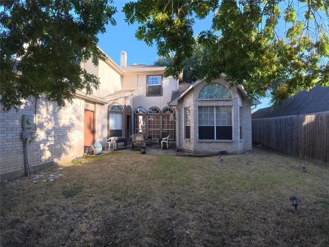 813 Courson Drive, DeSoto, TX 75115 — photo 2