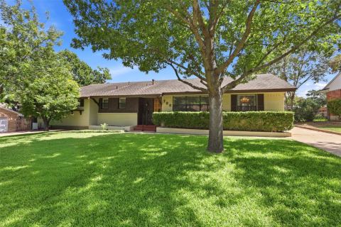 706 Peach Tree Lane, Garland, TX 75041 — photo 3