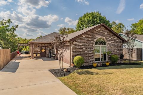 129 Morris Street, DeSoto, TX 75115 — photo 2