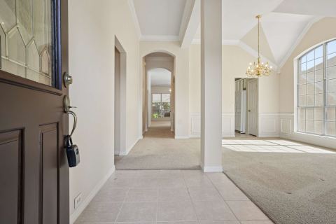 469 Crestview Point Drive, Lewisville, TX 75067 — photo 2