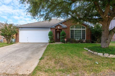 2209 Loon Lake Road, Denton