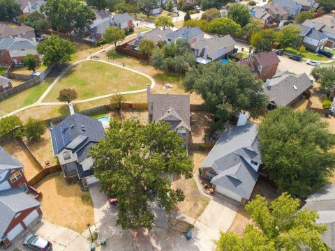3825 Branch Hollow Circle, Carrollton, TX 75007 — photo 3