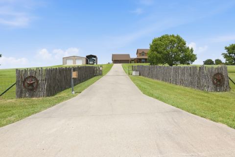 117 John Chisholm Road, Weatherford, TX 76087 — photo 3