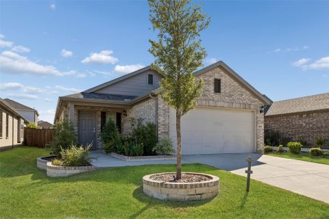 14068 Drover Street, Pilot Point, TX 76258 — photo 3