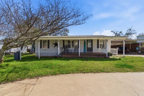 3011 Sky Court, Granbury, TX 76049 — photo 3