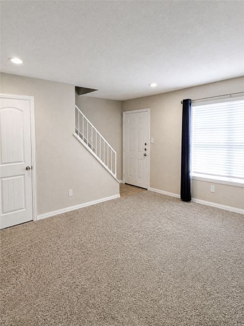 2016 Paisley Drive E, Arlington, TX 76015 — photo 3