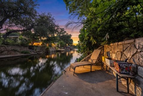3810 Silver Creek Court, Granbury
