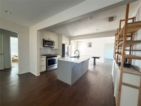 1646 Briarcliff Road, Dallas, TX 75235 — photo 2