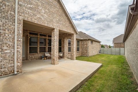 932 Parkside Drive, Argyle, TX 76226 — photo 2