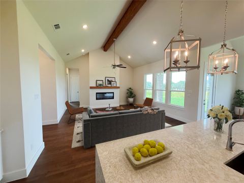 1300 Green Ridge, Weatherford, TX 76085 — photo 2