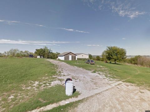 135 County Road 3048, Corsicana