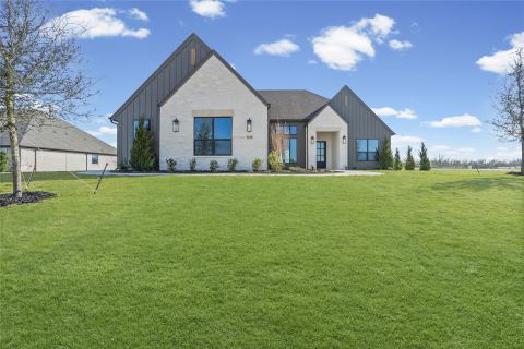 1100 Beginnings Drive, Granbury, TX 76049 — photo 2