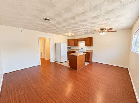 211 Skyway Drive 8, Euless, TX 76040 — photo 3