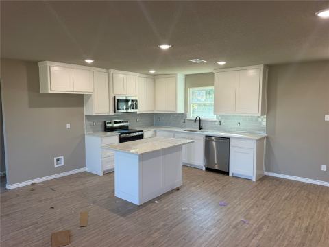 168 Altom Road, Springtown, TX 76082 — photo 2