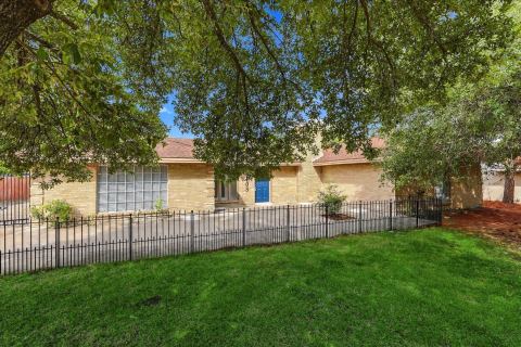 6408 Chapman Drive, Greenville, TX 75402 — photo 3
