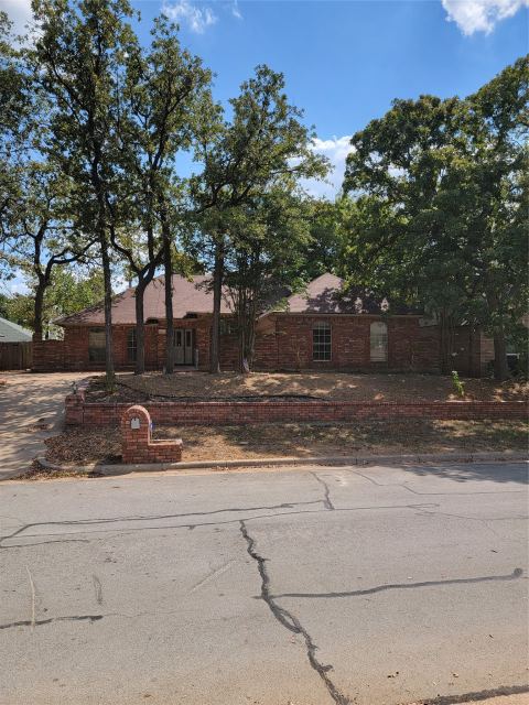 4904 Saddleback Road, Arlington, TX 76017 — photo 2
