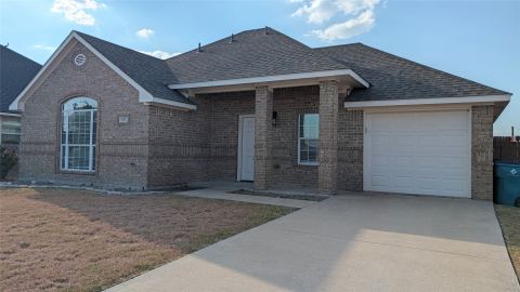 623 Antonio Lane, Waxahachie