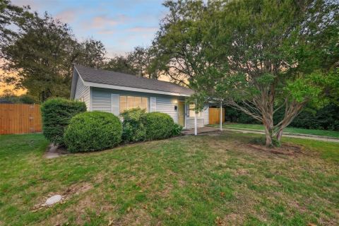 1029 Coit Street, Denton