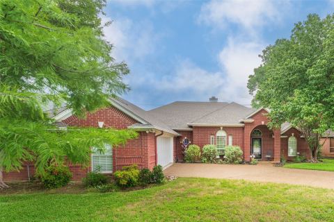6703 Landover Hills Lane, Arlington, TX 76017 — photo 2