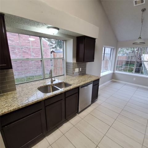8006 Yacht Club Drive, Rowlett, TX 75089 — photo 2