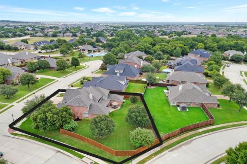 316 Sandy Cove, Argyle, TX 76226 — photo 2