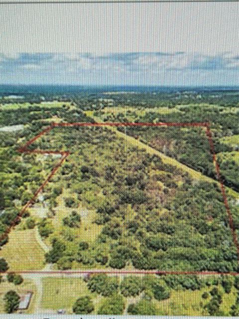 833 County Road 426, Cleburne