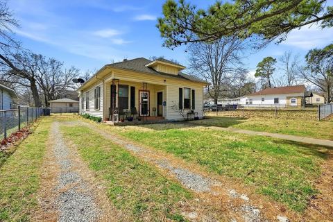 918 W Morgan Street, Denison, TX 75020 — photo 2