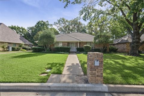 1128 Clubhouse Drive, Mansfield