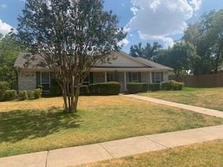 421 Shady Brook Drive, Richardson, TX 75080 — photo 2