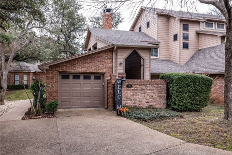 135 Pleasant Grove Lane, Waco