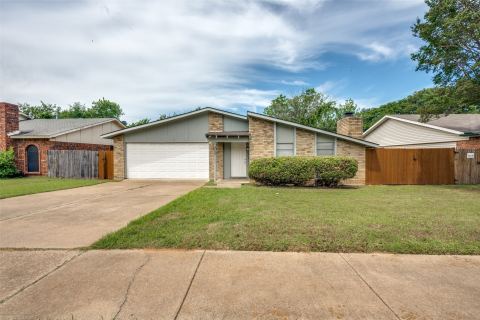4708 Woodfield Drive, Arlington