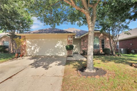 12109 Angel Food Lane, Fort Worth, TX 76244 — photo 2
