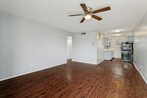 4317 Baldwin Street 4317-105, Fort Worth, TX 76115 — photo 2