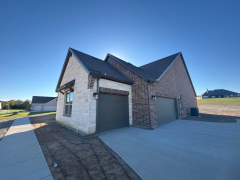 703 Water Side Drive, Van Alstyne, TX 75495 — photo 3