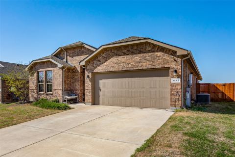 1212 Dublin Drive, Cleburne, TX 76033 — photo 3