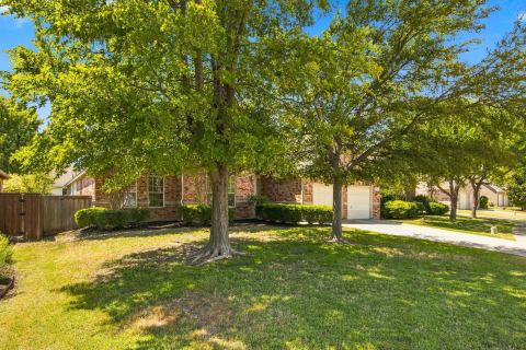 8609 Brook Hollow Drive, McKinney, TX 75072 — photo 2