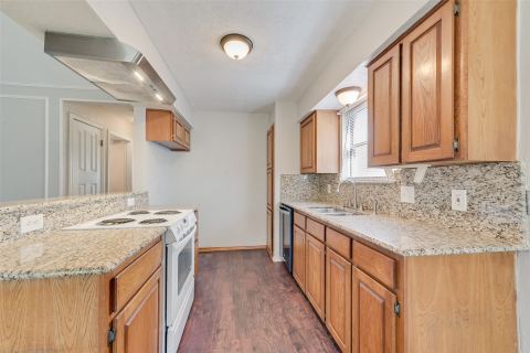 806 Wind Brooke Drive, Arlington, TX 76001 — photo 3