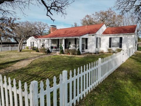 3661 S Highway 281, Mineral Wells