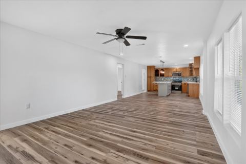 613 W Main Street, Crowley, TX 76036 — photo 3