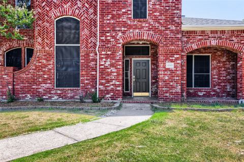 1013 Hampstead Drive, Mesquite, TX 75181 — photo 2