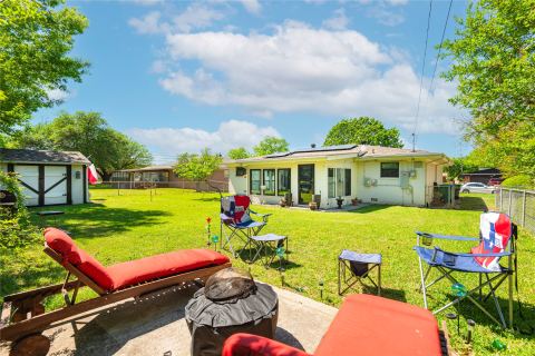925 S Andrews Avenue, Sherman, TX 75090 — photo 2