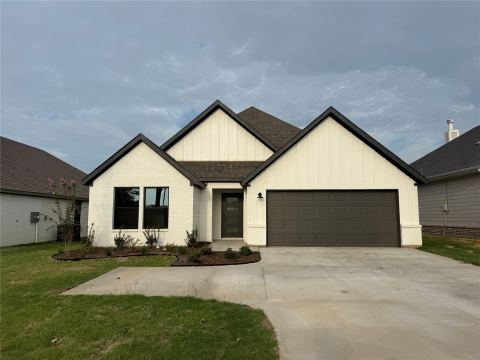 413 Smith Road, Springtown