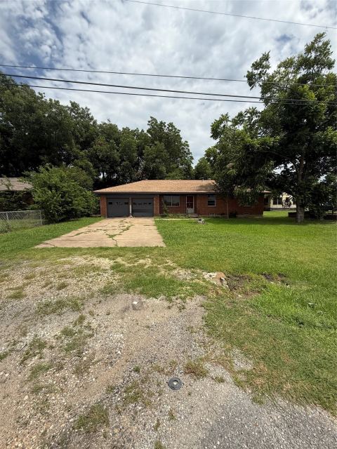 1206 N Powell Parkway, Anna