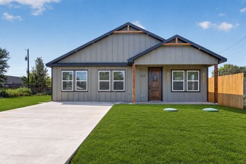 2921 Blackjack Lane, Granbury, TX 76048 — photo 2